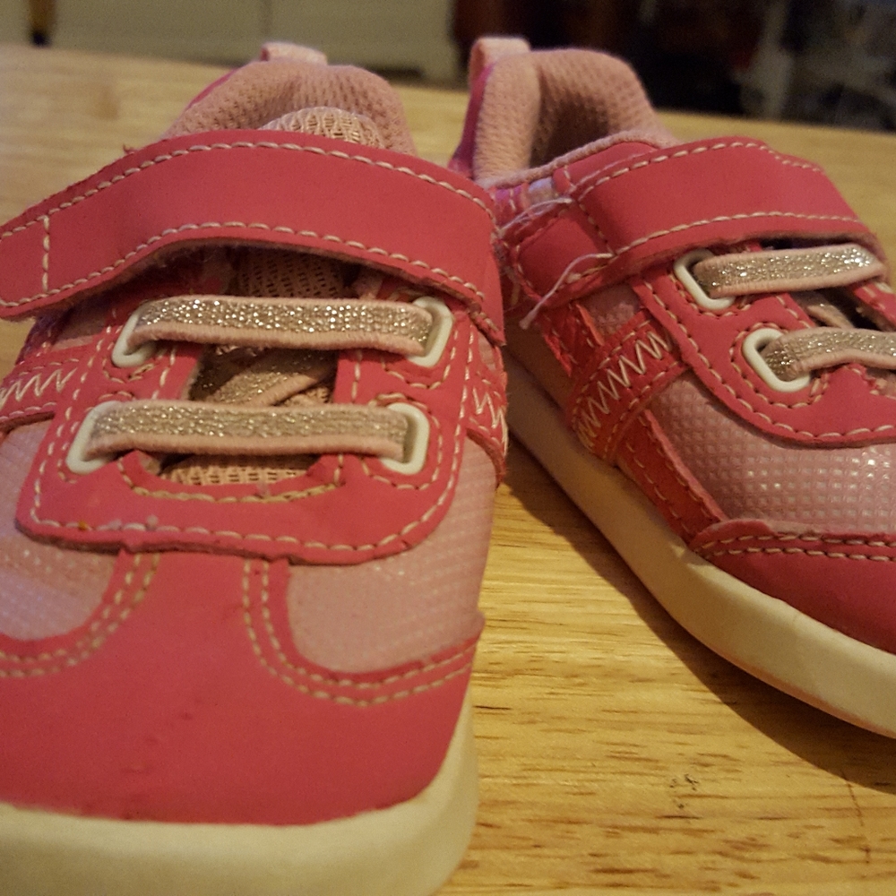 Girls Wonder Nation sneaker